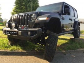 Fahrwerk-Jeep-Wrangler-JL-4-Tuerer-25-65mm-JKS-Suspension-System-Fox-Daempfer-14