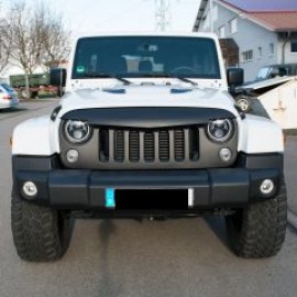 Kuehlergrill-Frontmaske-boeser-Blick-Angry-Bird-New-Style-schwarz-Jeep-JK-07--1