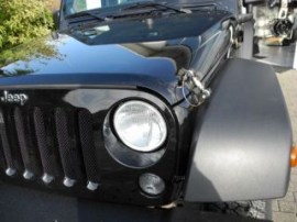 Motorhaubenhalter-abschliessbar-Drake-Jeep-Wrangler-JK-14